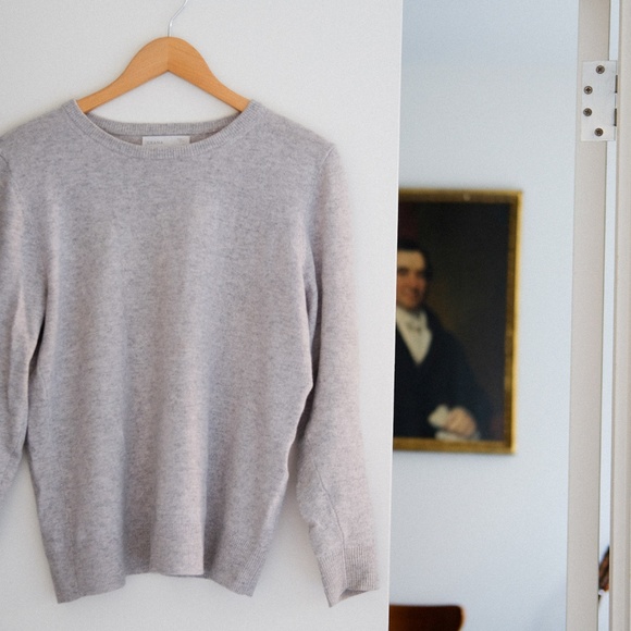 Gray Cashmere Sweater from Grana - Picture 2 of 5